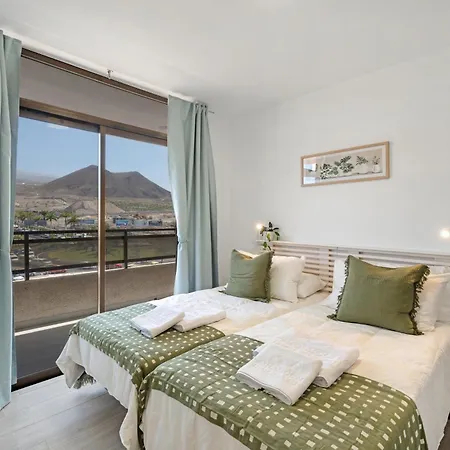 Apto Sasha Cristianos Apartmán *